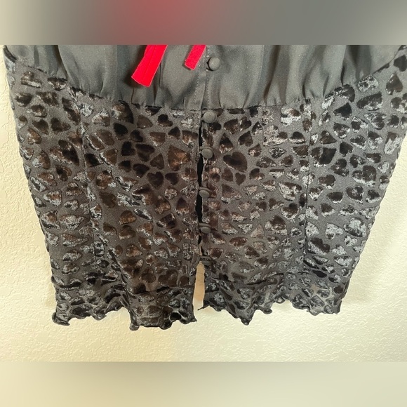 Maidenform Vintage Black & Red Velvet Y2K camisole - Picture 7 of 7